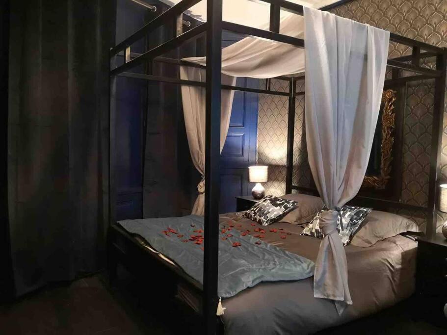 Loveroom La Parenthese D 'Auxerre Kültér fotó